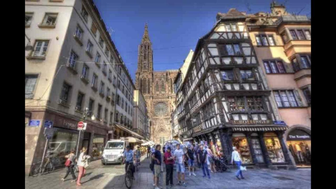 Cathedrale Spacieux Appartement Strasburgo Esterno foto